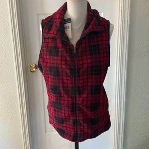 Chaps extra large women’s fleece zip up vest. Two pockets.